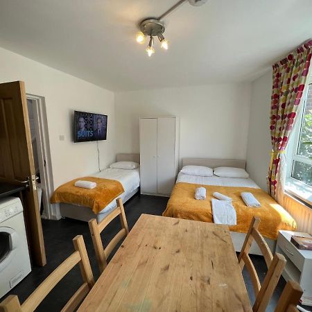 Lovely Budget Rooms In Camden - Kings Cross Londres Exterior foto