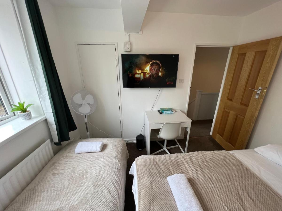 Lovely Budget Rooms In Camden - Kings Cross Londres Exterior foto